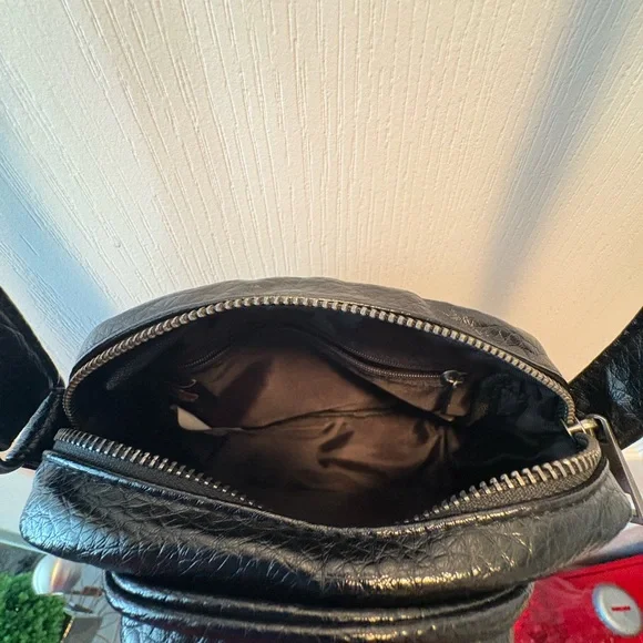 Harley-Davidson Girls' PU Biker Jacket Style Crossbody Bag, Black 7130762 - Picture 5 of 5